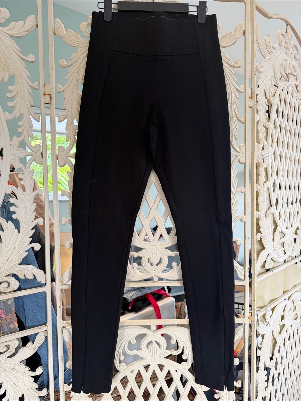 H&M Black High-Waist Ponte Leggings